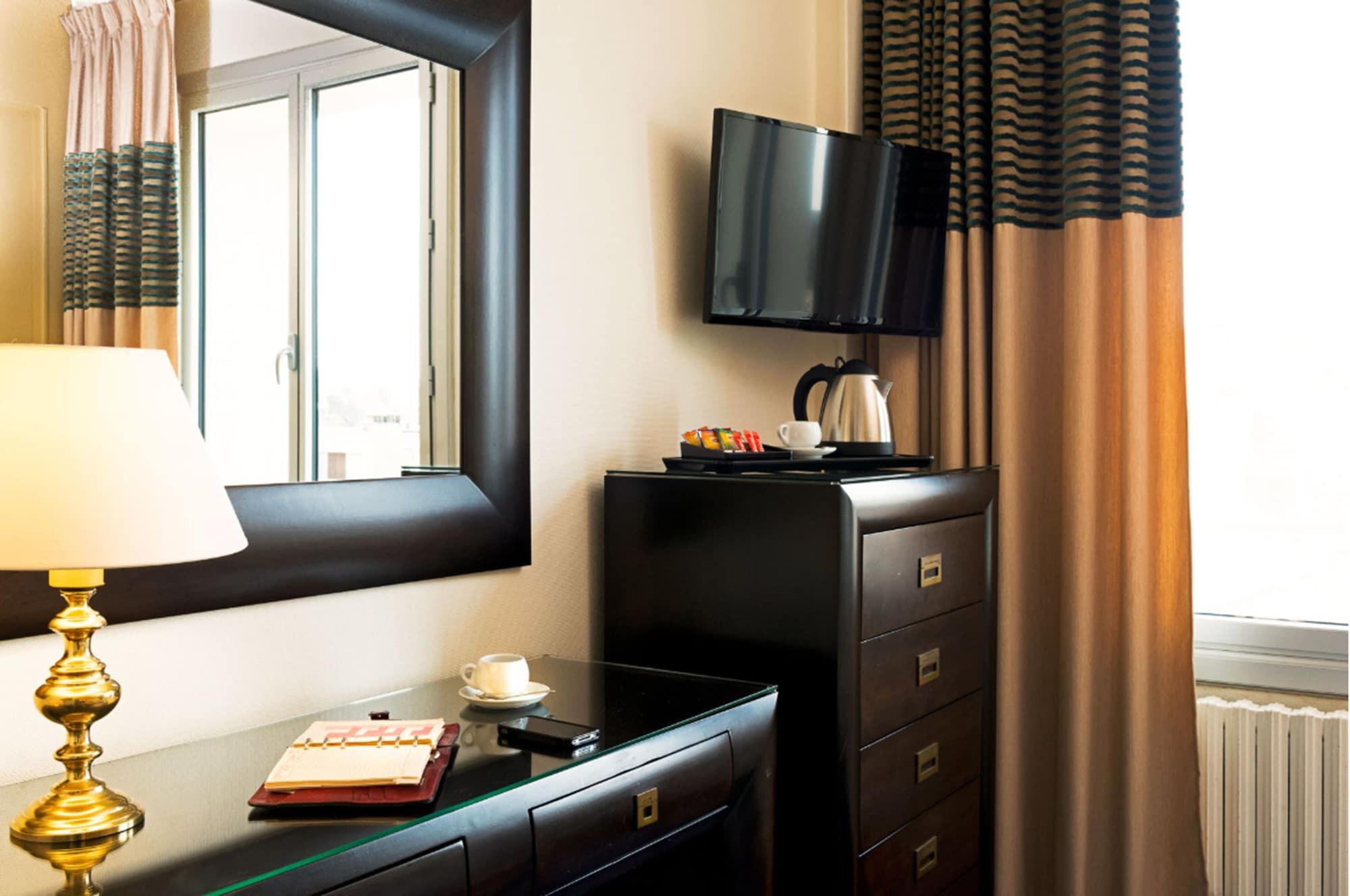 Aguado Hotel